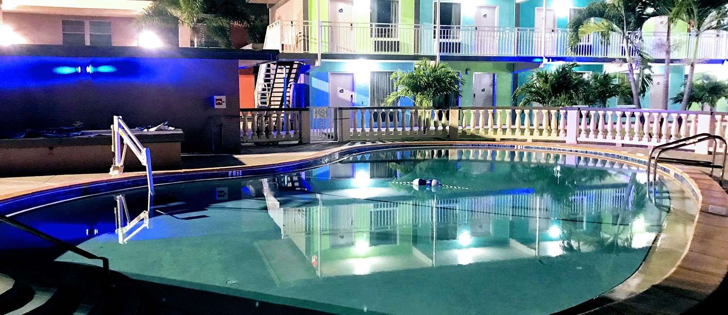 ENJOY MODERN AMENITIES AND HELPFUL SERVICES AT OUR CLEARWATER, FL HOTEL