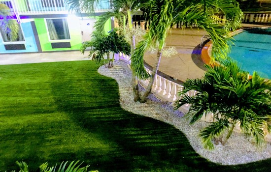 Welcome To Tropical Inn & Suites - Pool and Courtyard