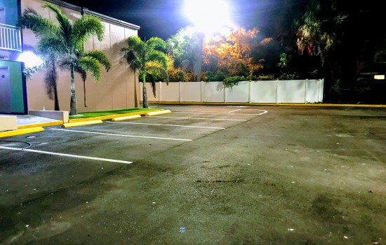 Welcome To Tropical Inn & Suites - Complimentary Self-Parking